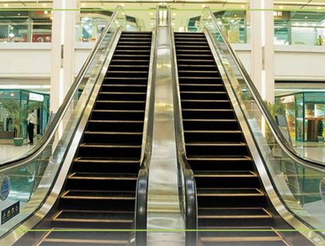 السلالم الكهربائية المتحركة